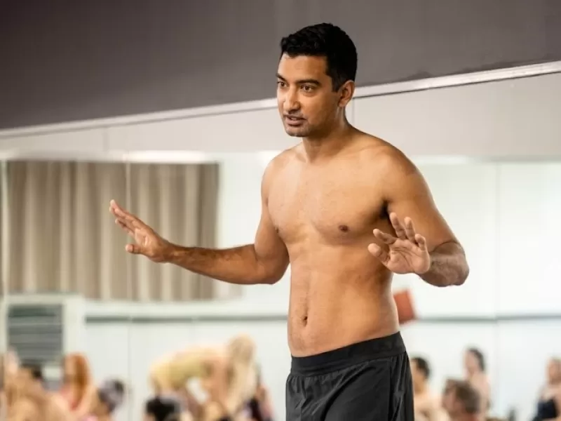 Anurag Choudhury llega a Chile: gira internacional de Bikram Yoga recorrerá Puerto Montt, Puerto Varas y Valdivia