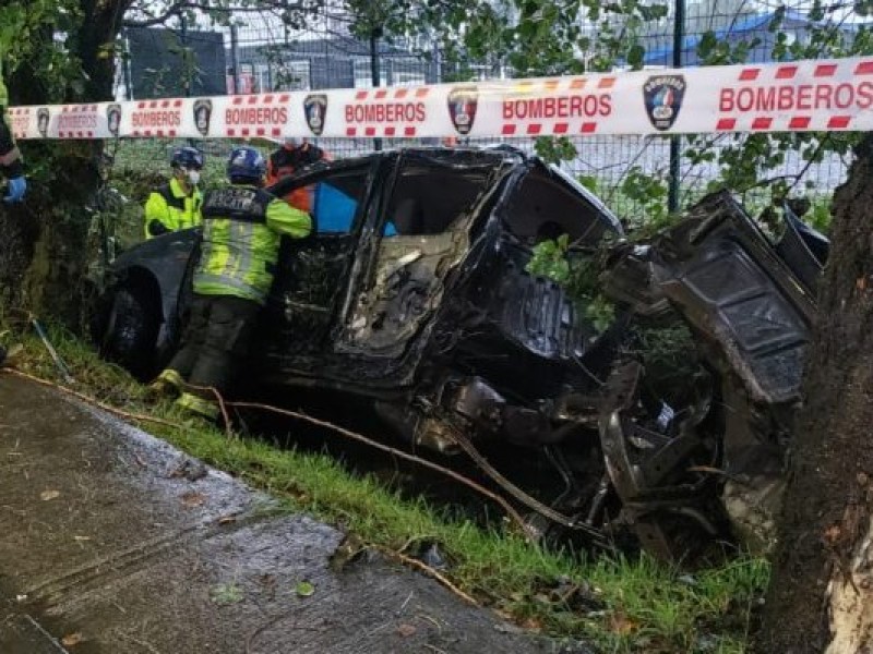 Una persona muerta deja volcamiento de camioneta en ingreso a Chonchi ...